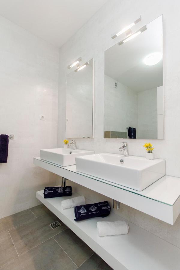 Apartment Royal โวดีเซ ภายนอก รูปภาพ