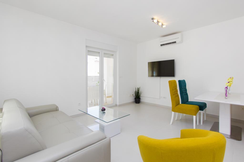 Apartment Royal โวดีเซ ภายนอก รูปภาพ