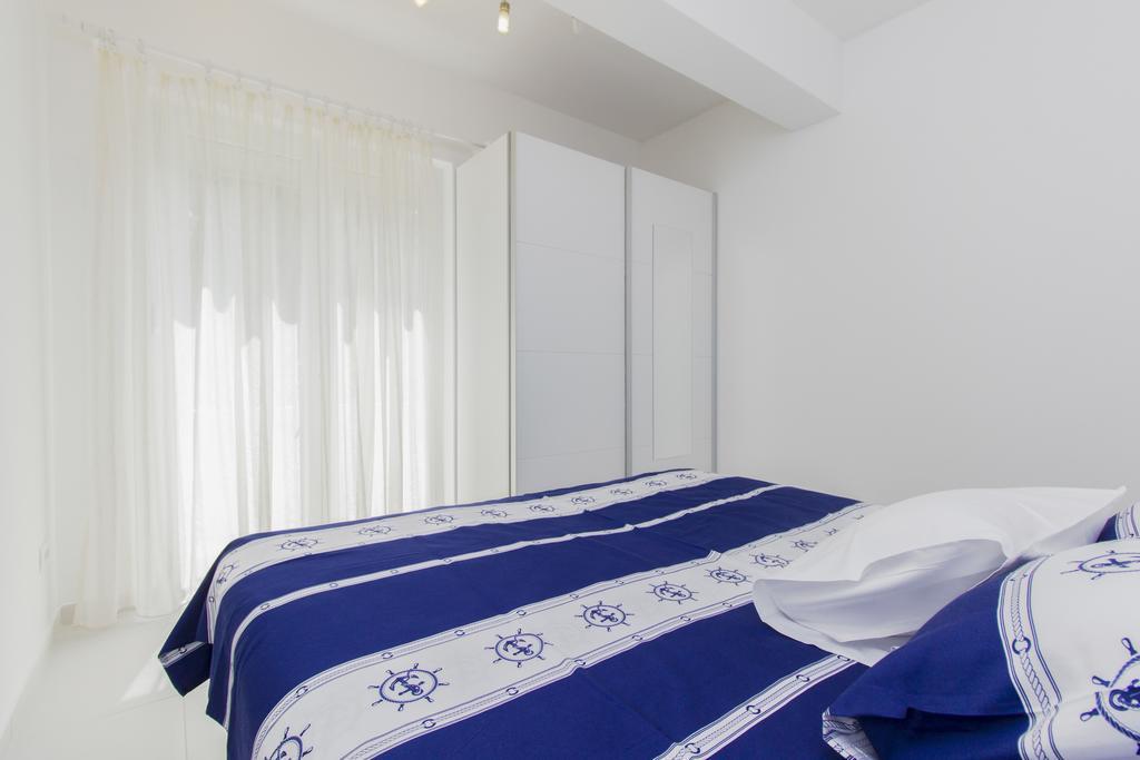 Apartment Royal โวดีเซ ภายนอก รูปภาพ