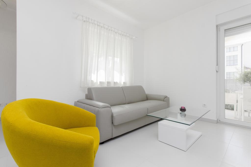 Apartment Royal โวดีเซ ภายนอก รูปภาพ